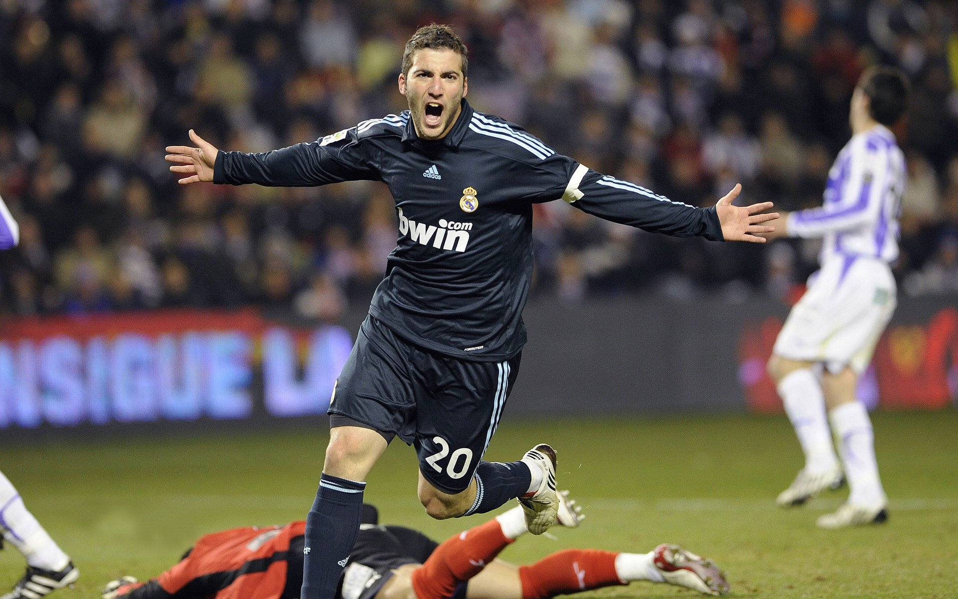 体育投注-波尔图士气爆棚，欧联杯八强战遇上马德里竞技，目标明确直指晋级  第1张