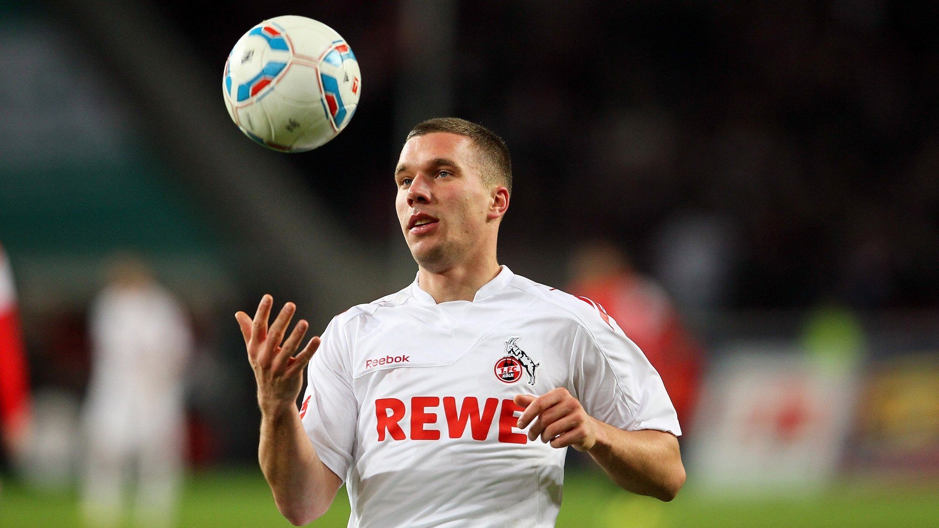 皇冠体育-生死战CBA常规赛前瞻：王曼昱伤情更新，罗马冲击逆转纪录  第1张